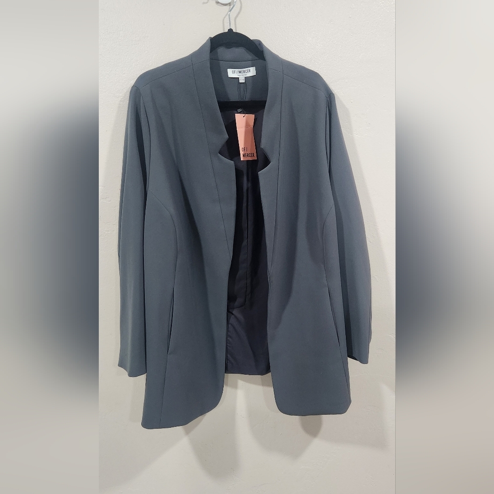 Of / Mercer Womans Gray Blazer with  Size 22W New With Tags.